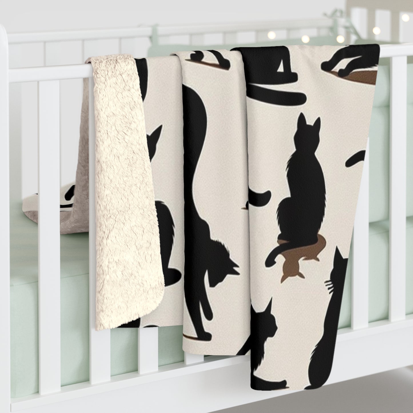 Cats: Sherpa Fleece Blanket (Silhouette Purrfection)